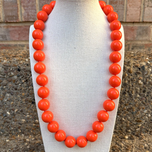 Vintage Joan Rivers Acrylic Lucite Knotted Necklace Orange Gold Tone Chunky 24" - Picture 1 of 7